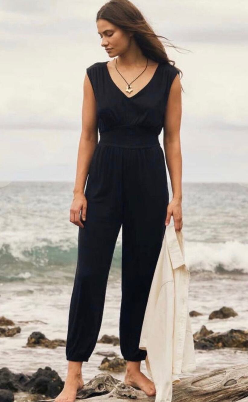 Z Supply Jumpsuit SZ Medium NEW Indy Knit Smock V-Neck Black Texture Jogger NWOT